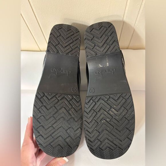 Dansko Professional Clogs Black & Gold - Picture 5 of 9